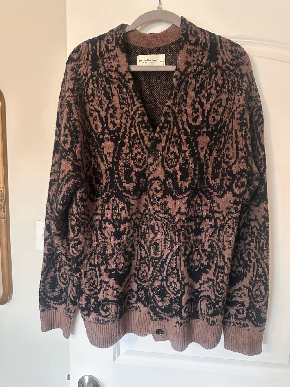 Abercrombie & Fitch Brown and Black damask print cardigan men’s L